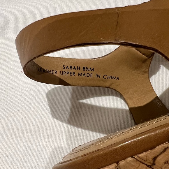 TAHARI Sarah Wedge Heels Leather! - Picture 6 of 6